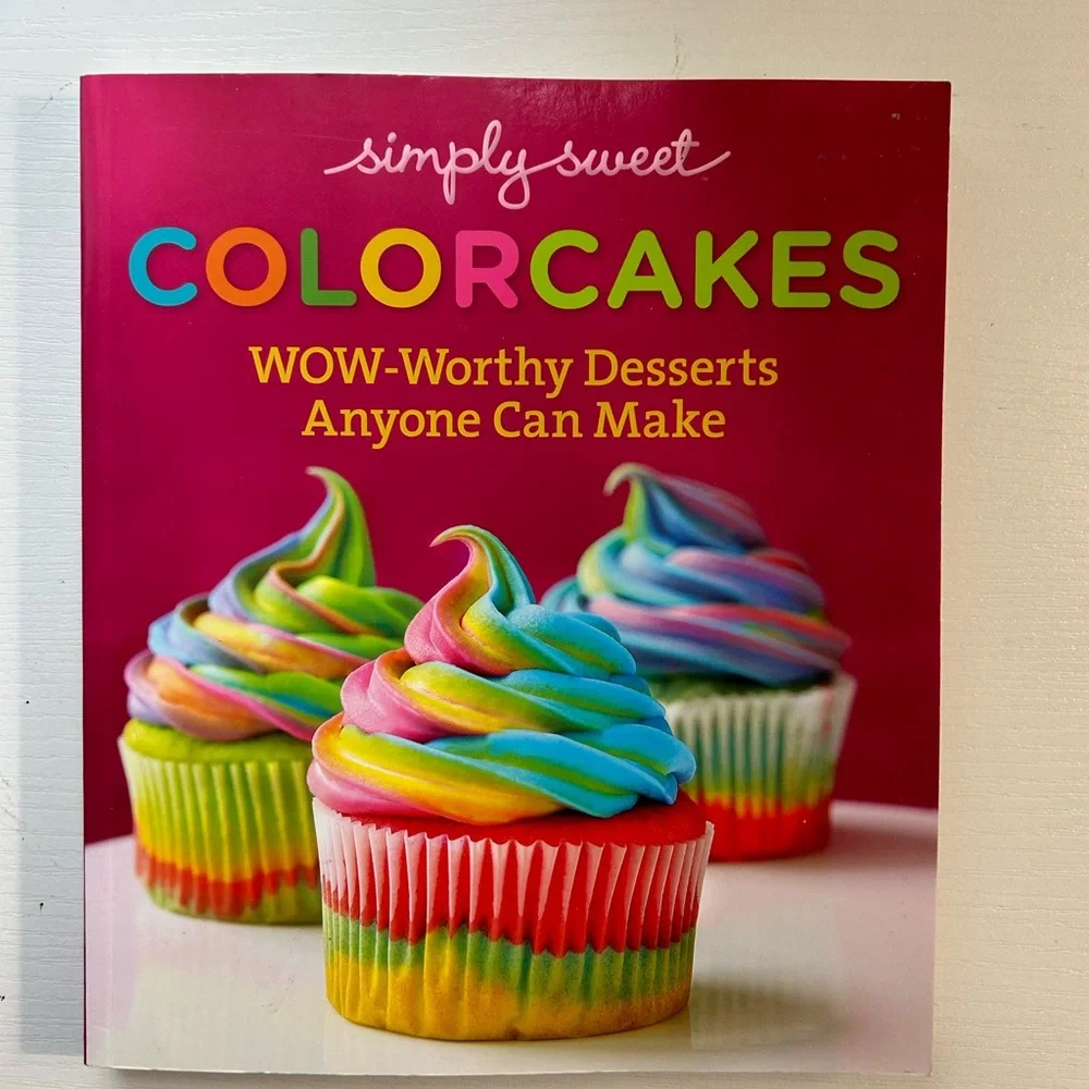 EUC simple sweet color cakes dessert cookbook